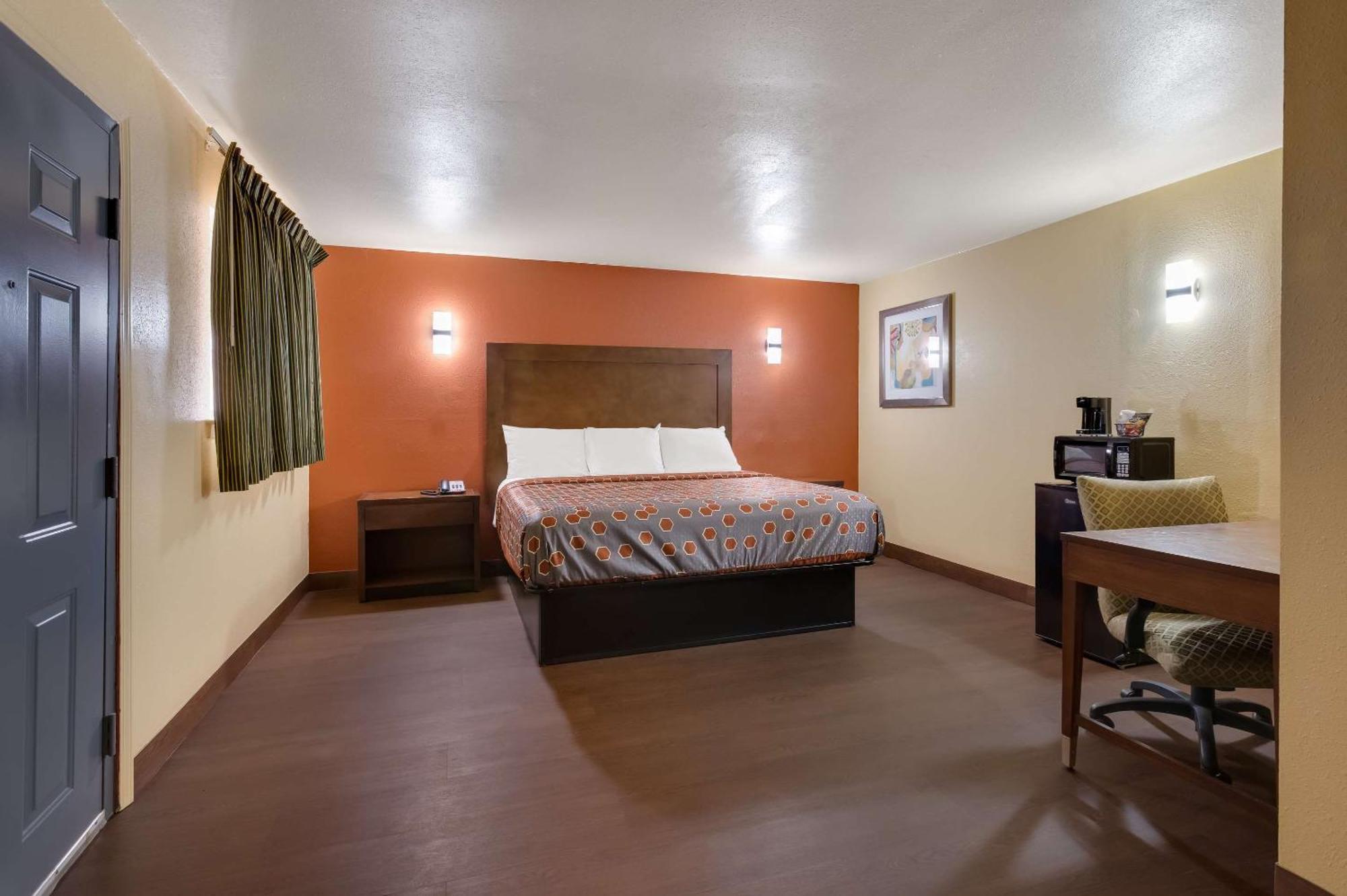 Rodeway Inn & Suites East نيو أورلينز المظهر الخارجي الصورة